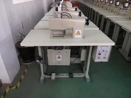 Máquina de costura de renda ultrassônica para cortar fita (CE)